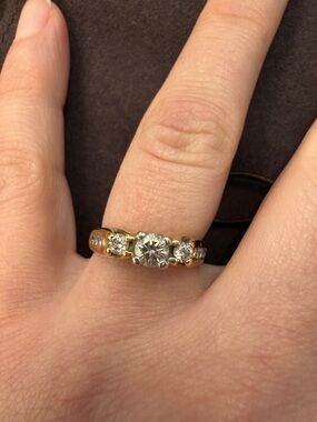 Gold Three-Stone 1.2 carats  Diamond Engagement Ring - Gold